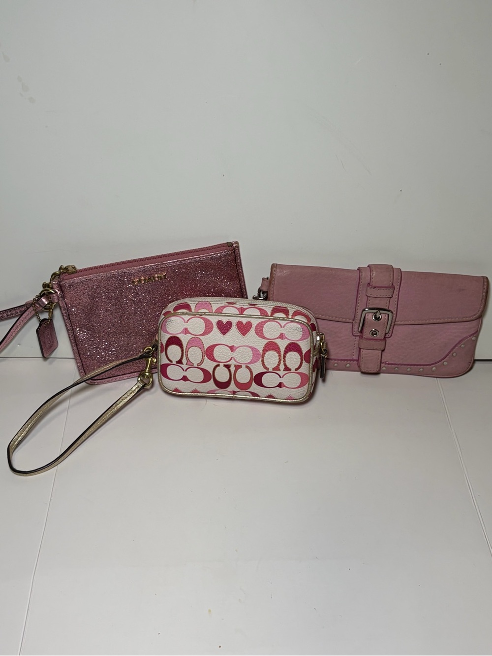 COACH Pink Wallet Wristlet Bundle Lot 3 Signature C Heart Glitter Vintage Y2K